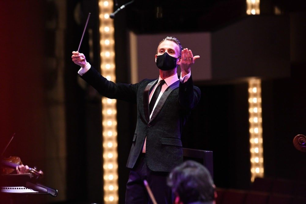 Alexander Shelley directs Jessie Montgomery's Coincident Dances with the NAC Orchestra in 2020