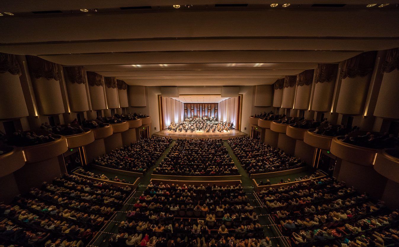 Hayes Hall, Naples
